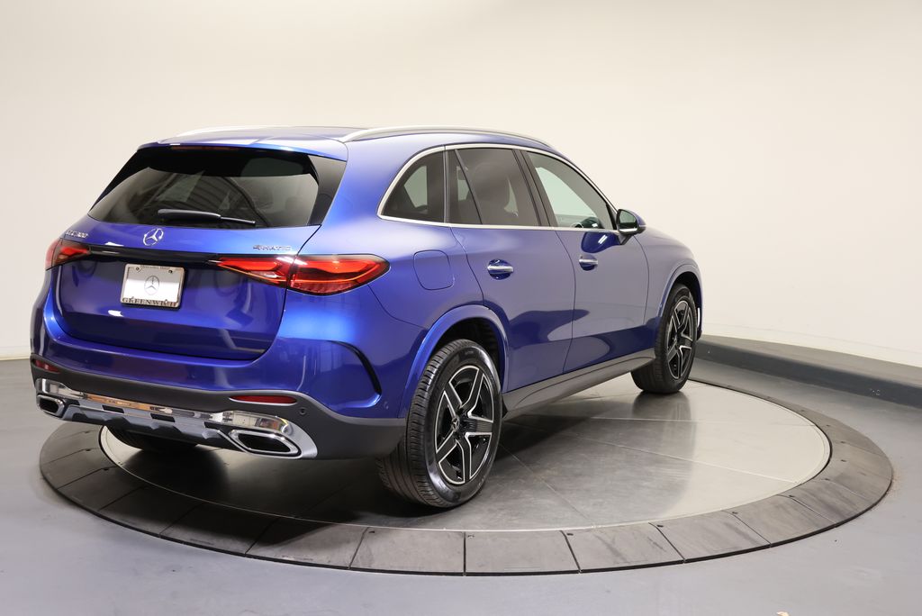 Thumbnail: 2026 Mercedes-Benz GLC - 7
