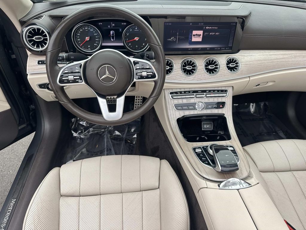 Thumbnail: 2019 Mercedes-Benz E-Class - 23