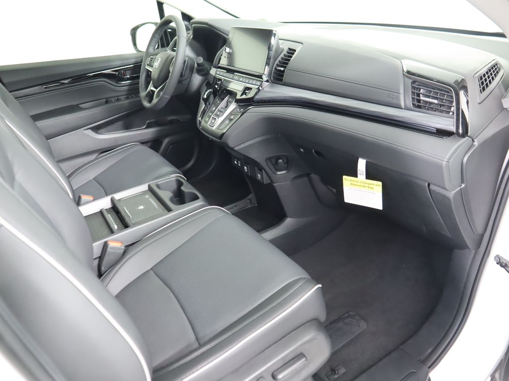 Thumbnail: 2026 Honda Odyssey - 17