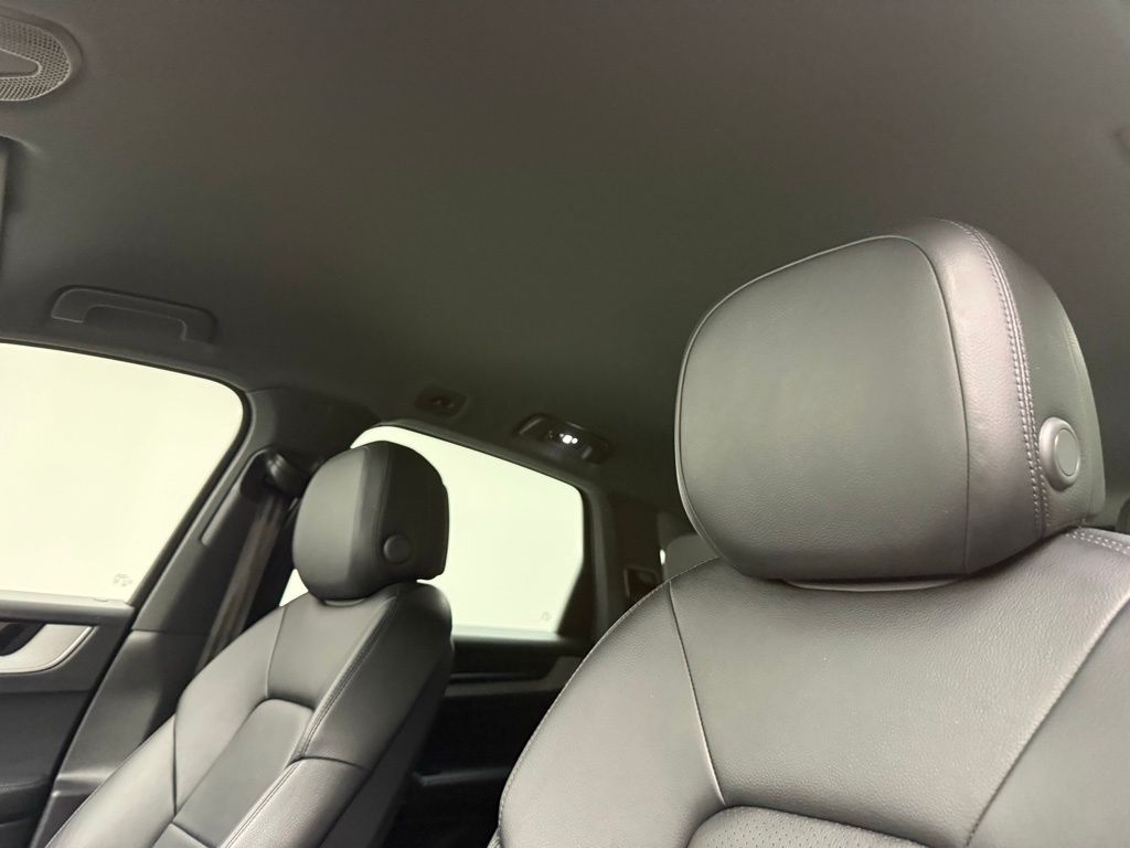 Thumbnail: 2024 Porsche Cayenne - 22