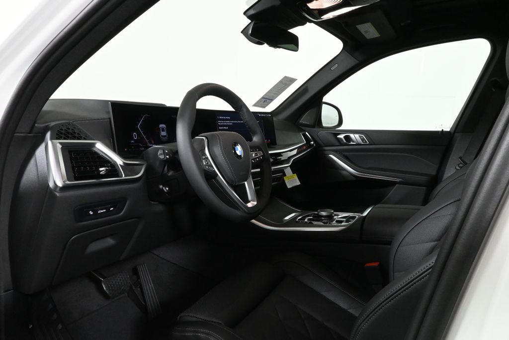 Thumbnail: 2026 BMW X5 - 15