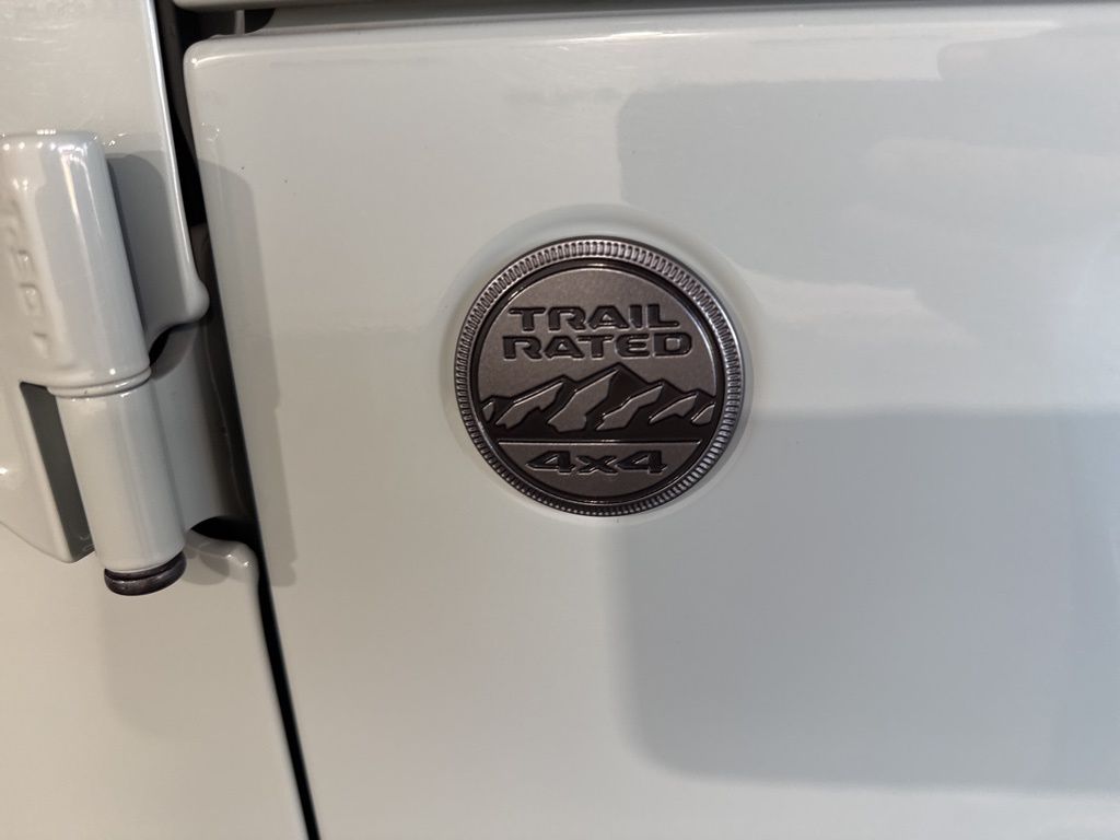 Thumbnail: 2024 Jeep Wrangler - 10