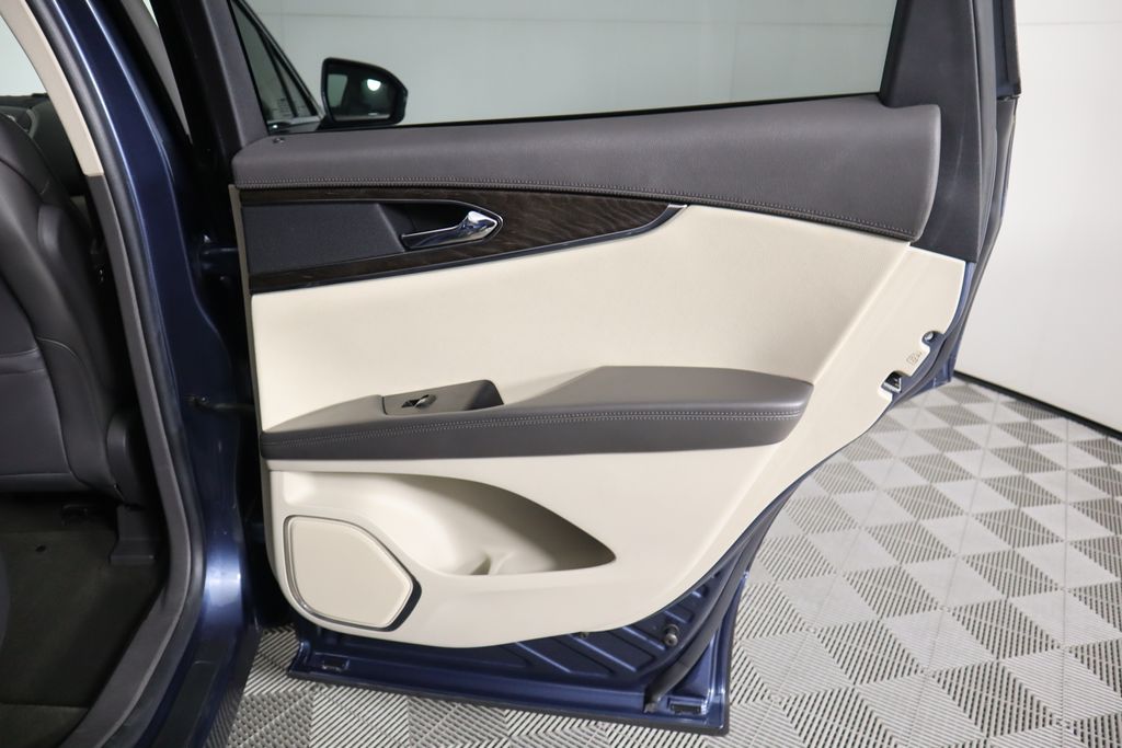 2019 Lincoln Nautilus Select 28