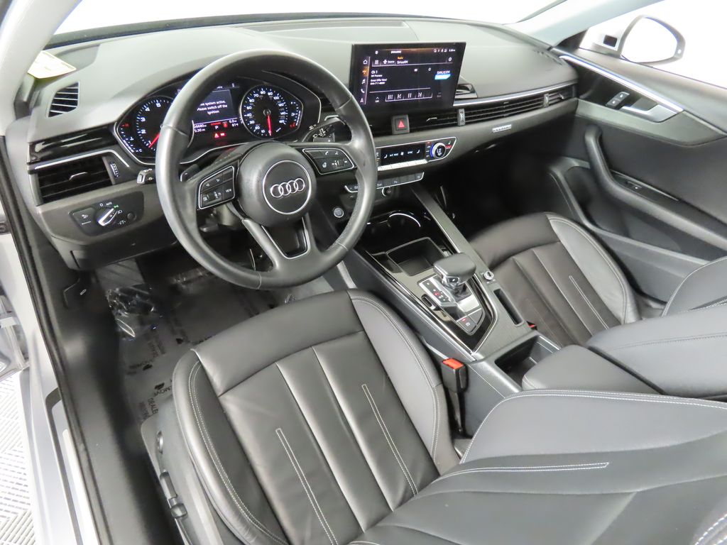 2021 Audi A4 40 Premium 32