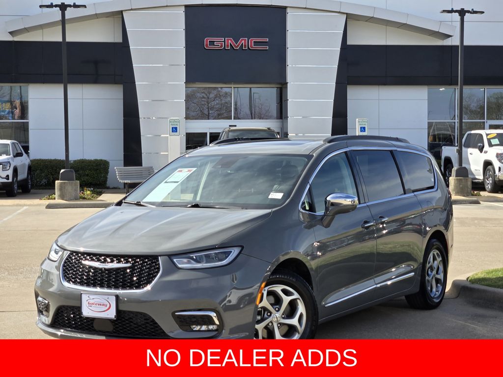 2022 Chrysler Pacifica Limited FWD