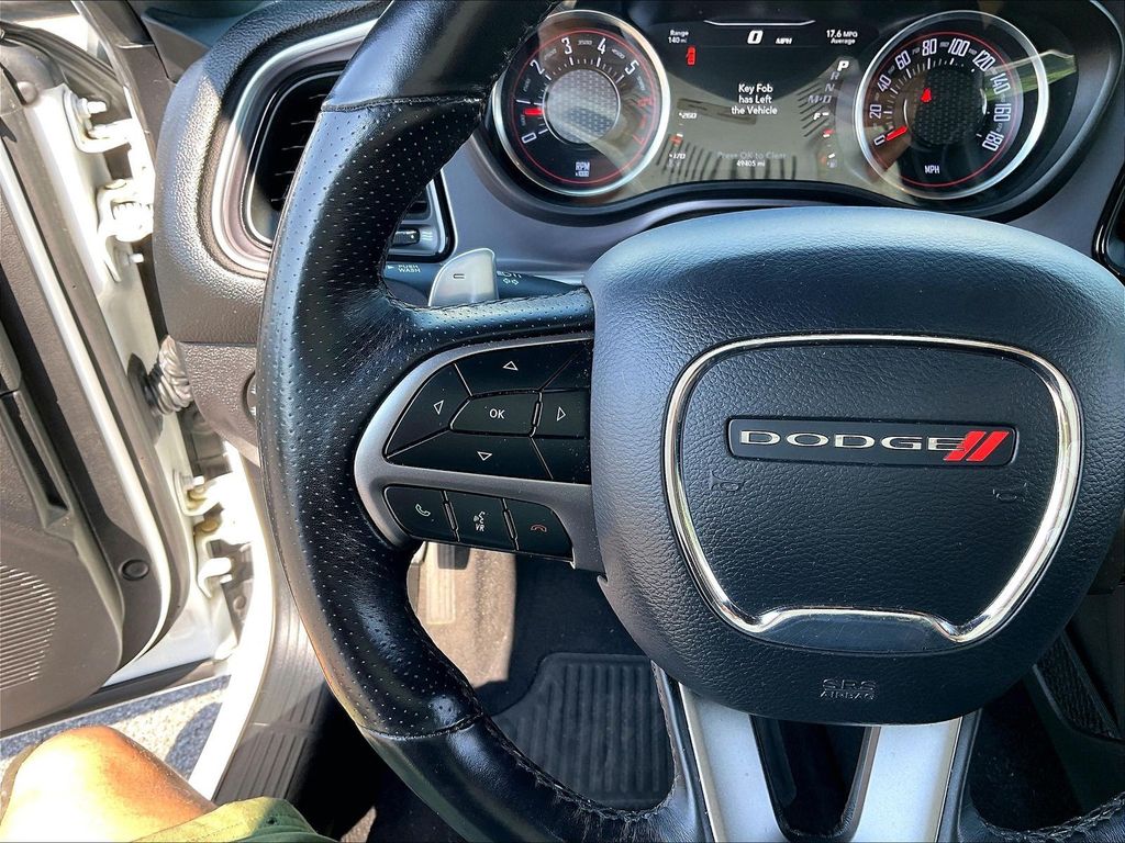 2019 Dodge Challenger — photo 23