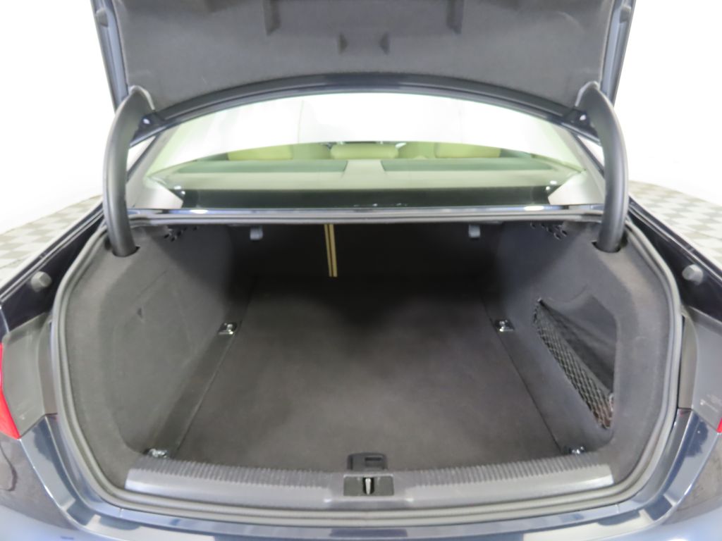 Thumbnail: 2015 Audi A4 - 27