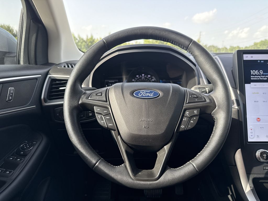 2022 Ford Edge SEL Silver at Martin Chrysler Dodge Jeep Ram