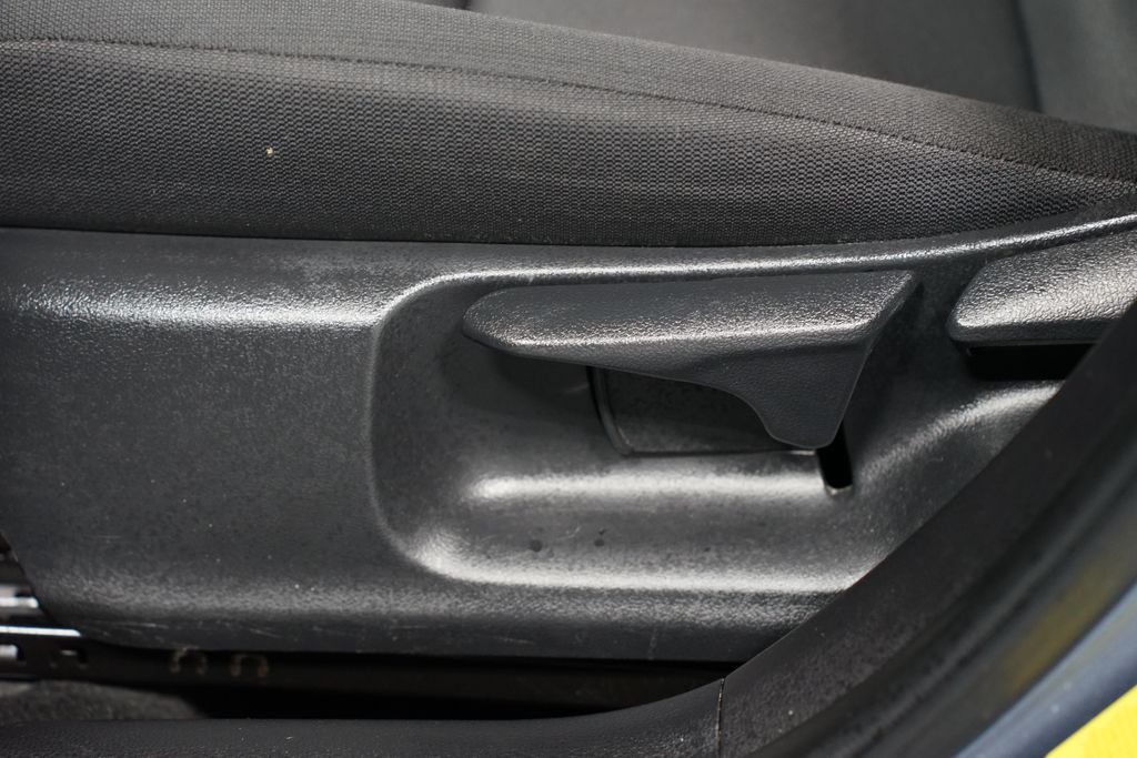 Thumbnail: 2024 Toyota Corolla - 30