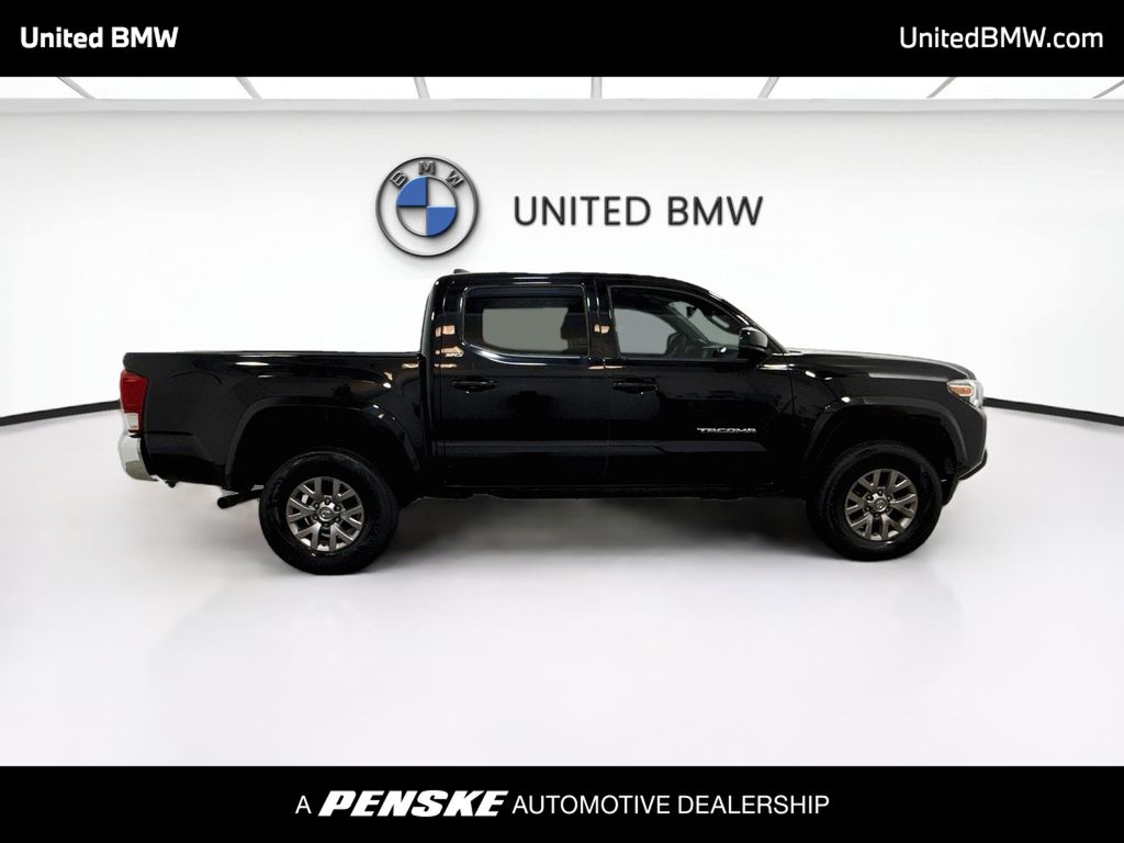 Thumbnail: 2017 Toyota Tacoma - 4