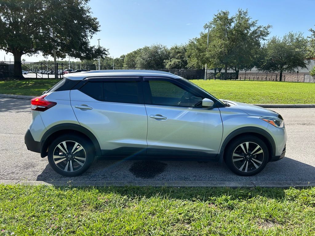 Thumbnail: 2019 Nissan Kicks - 6