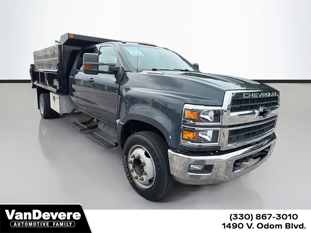 Gray (Graphite Metallic) 2021 Chevrolet Silverado 4500HD Pickup Truck 6-Speed Automatic