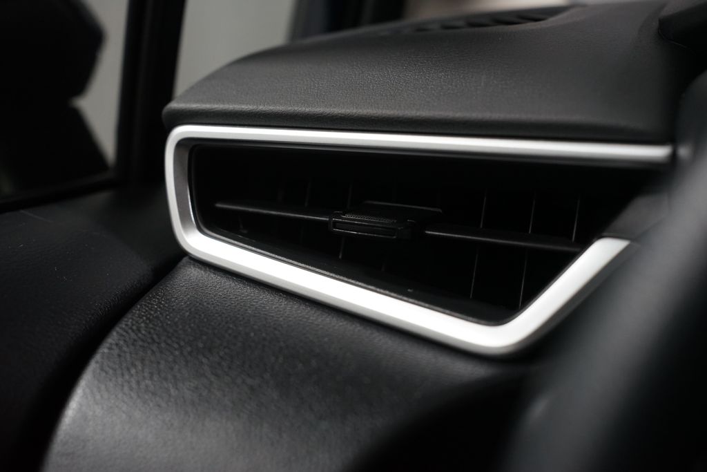 Thumbnail: 2024 Toyota Corolla - 23