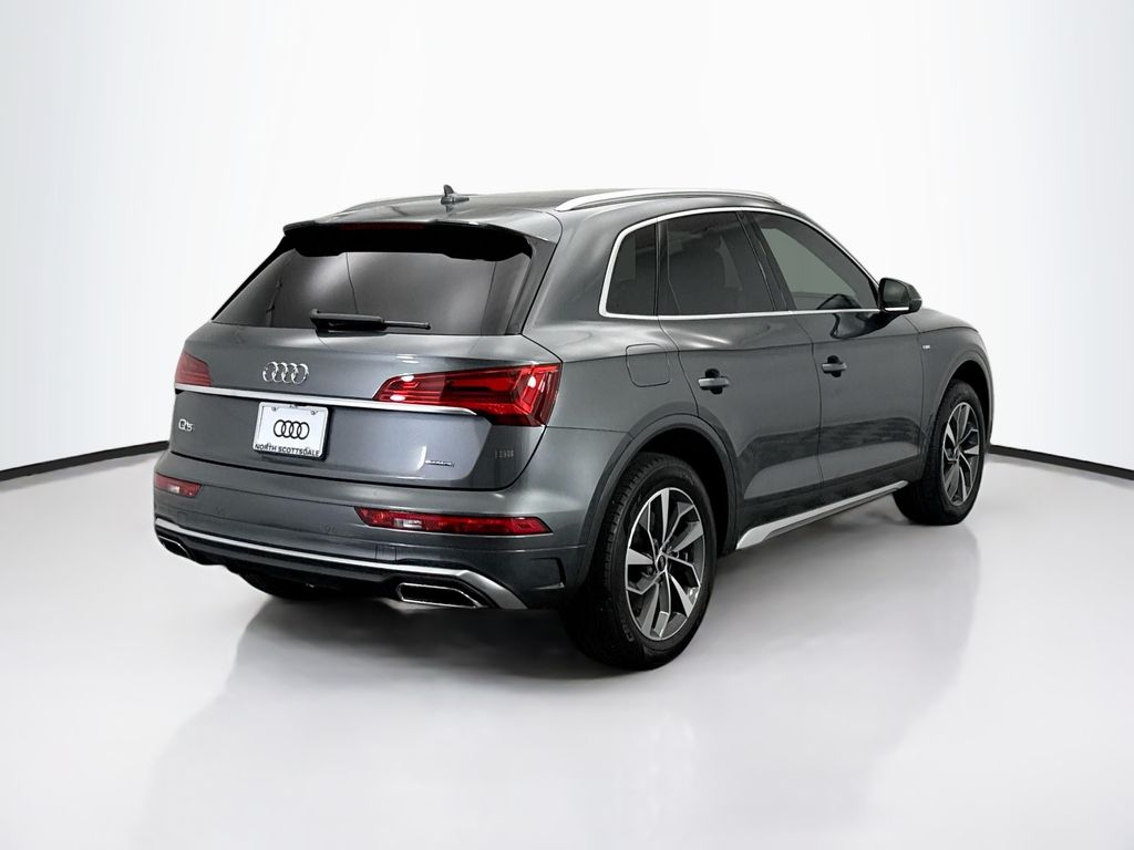 Thumbnail: 2022 Audi Q5 - 5