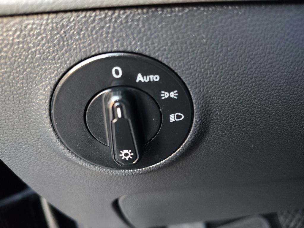 Used Car 2024 Volkswagen Taos  1.5t S For Sale Under $25,000 In Austin, Texas