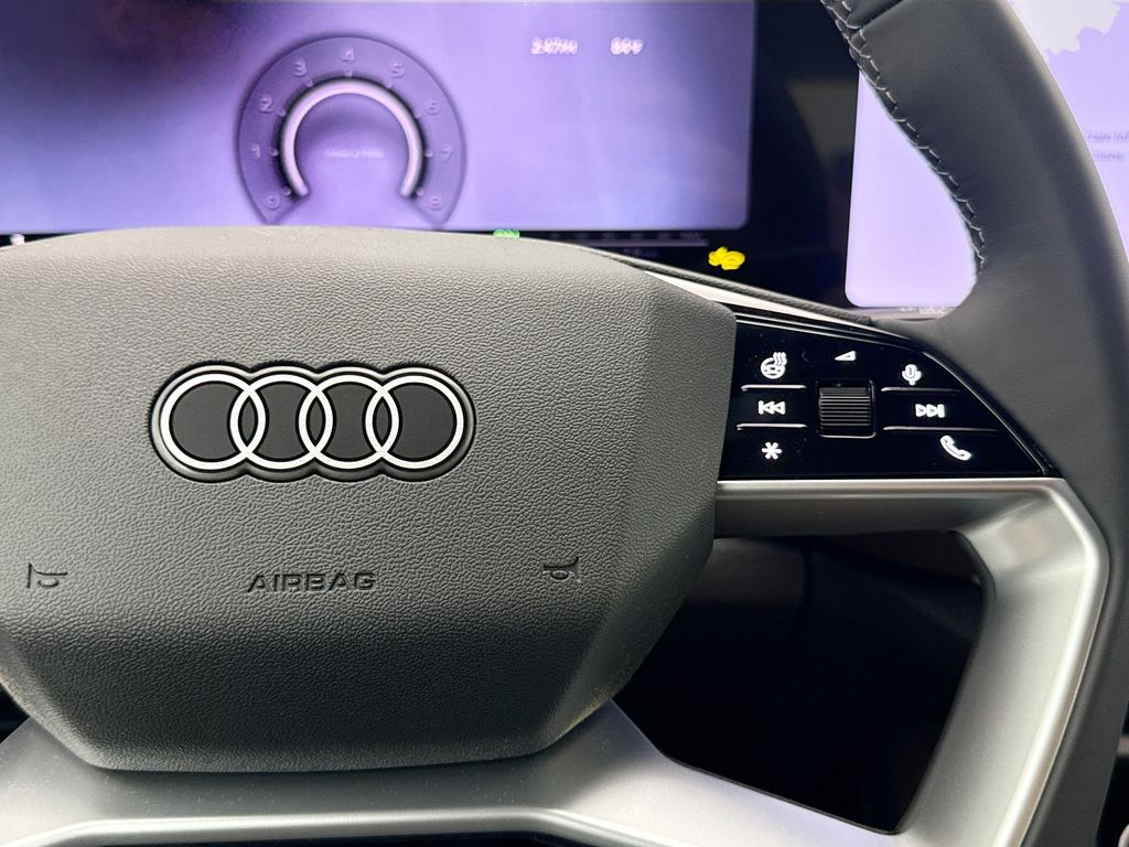 Thumbnail: 2026 Audi Q5 - 12
