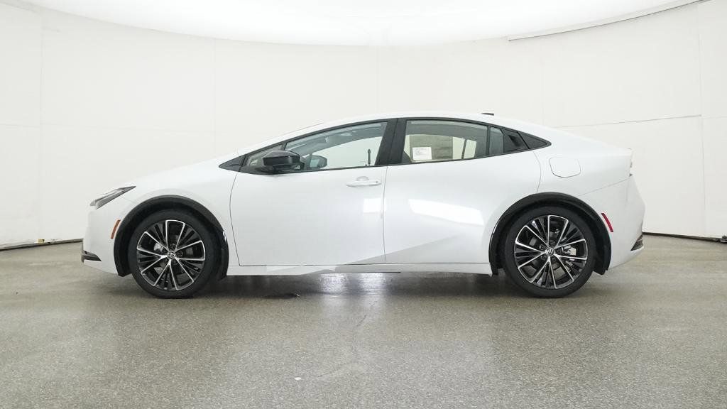 Thumbnail: 2025 Toyota Prius - 23