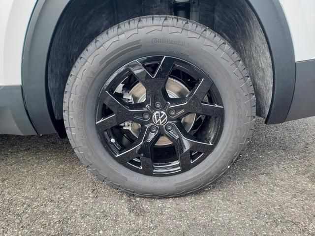 new 2026 Volkswagen Atlas car, priced at $50,878