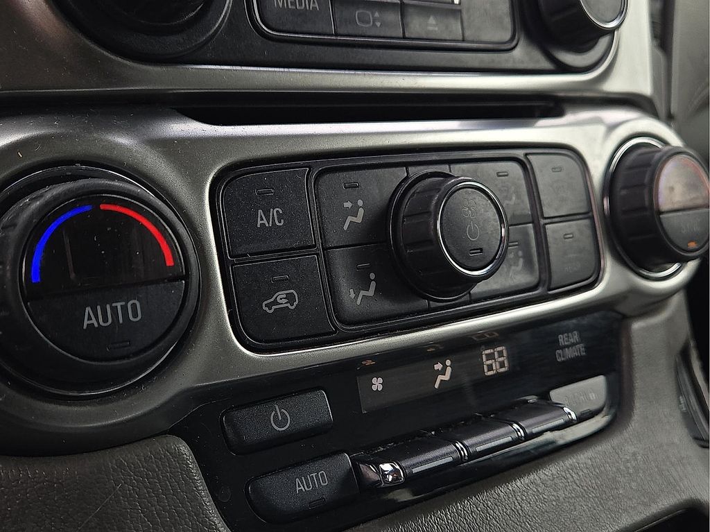 Used 2020 Chevrolet Suburban For Sale in Farmington, AR