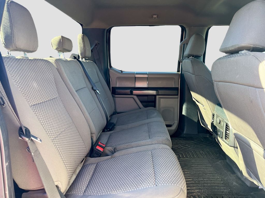 Used 2022 White Ford XLT image 27