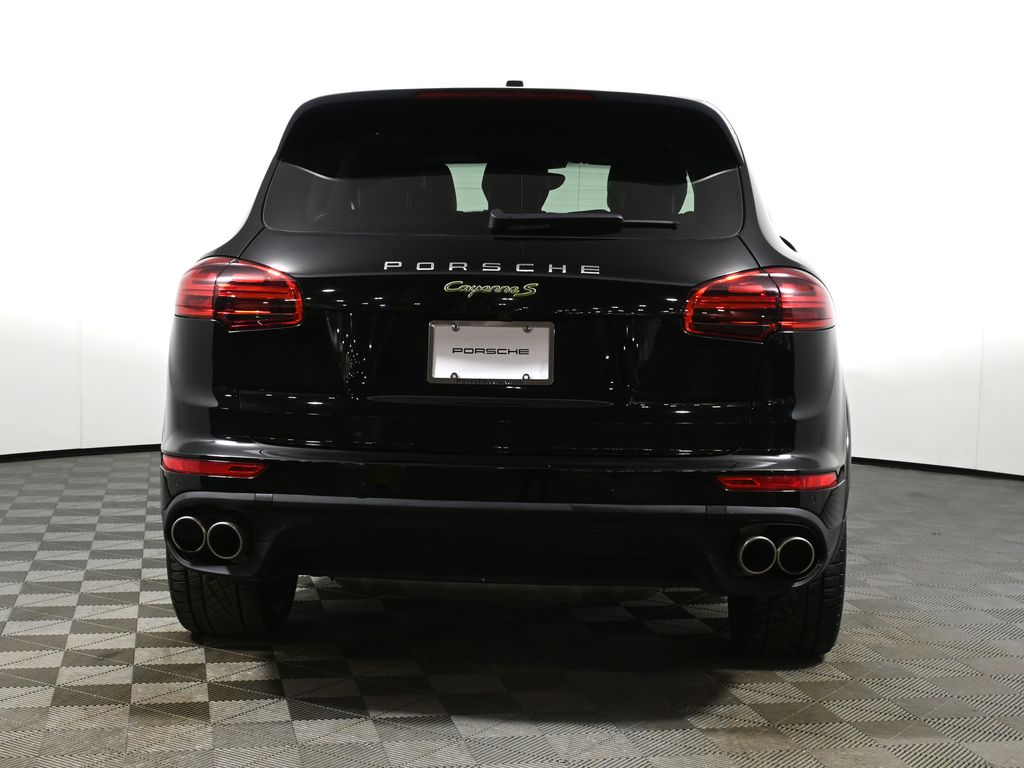 Thumbnail: 2017 Porsche Cayenne - 6