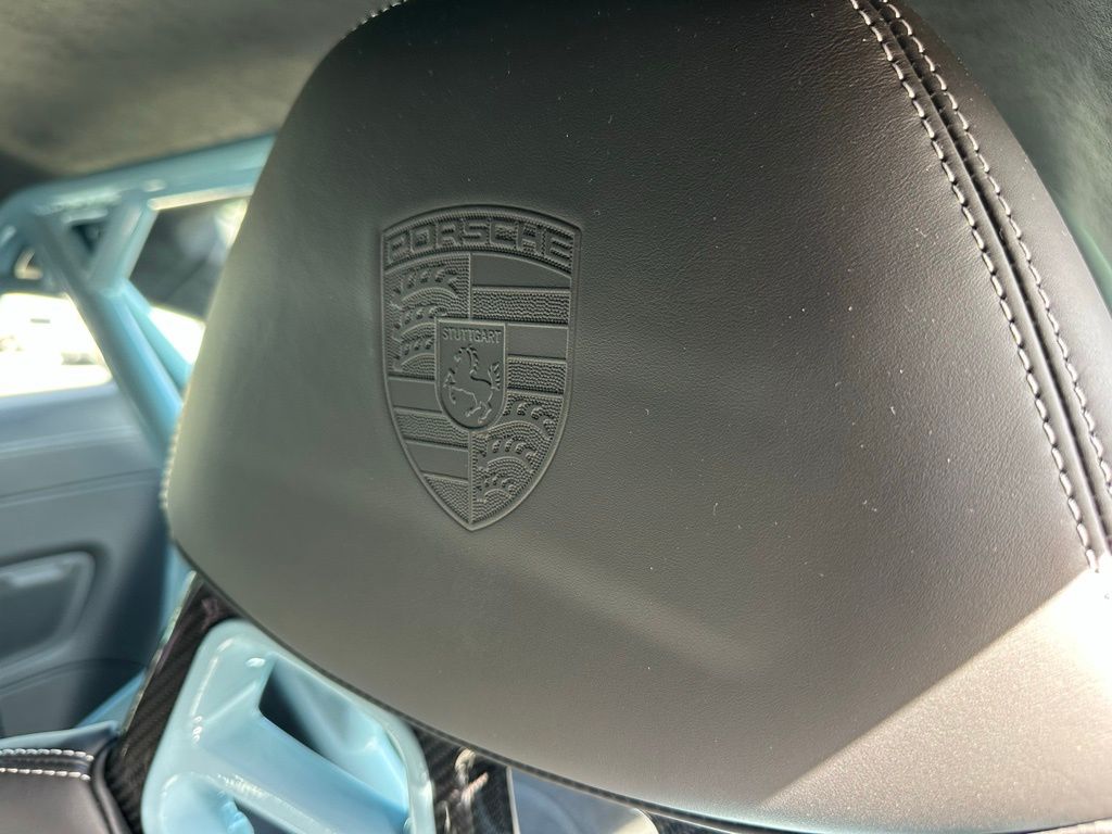 Thumbnail: 2022 Porsche 911 - 17