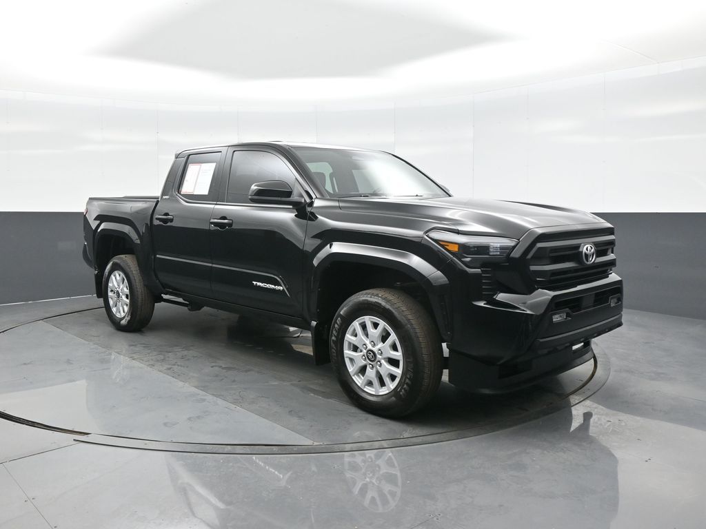 2025 Toyota Tacoma SR5 Double Cab 4WD