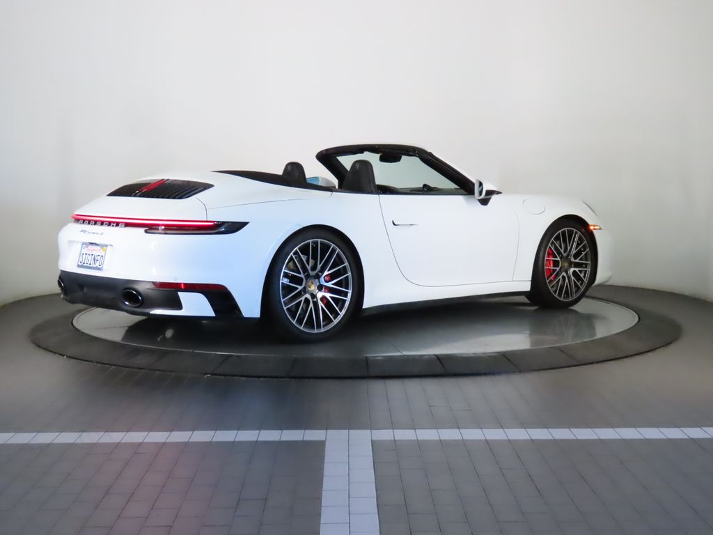 Thumbnail: 2022 Porsche 911 - 15