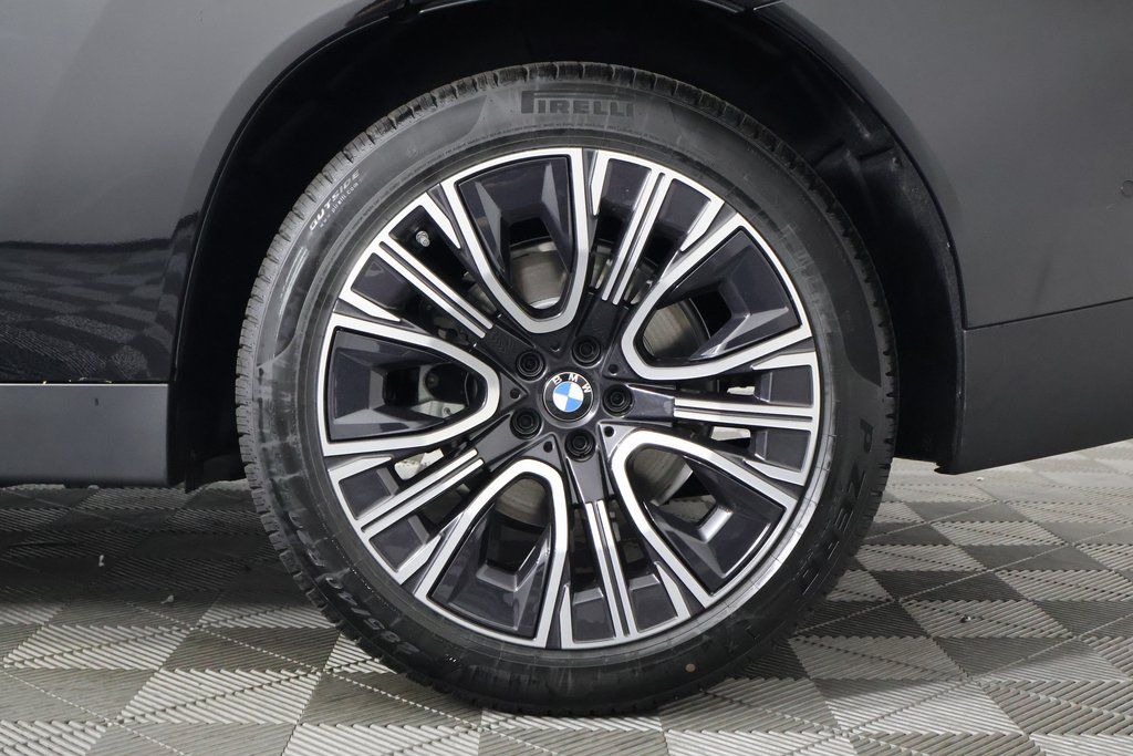 Thumbnail: 2026 BMW X3 - 10