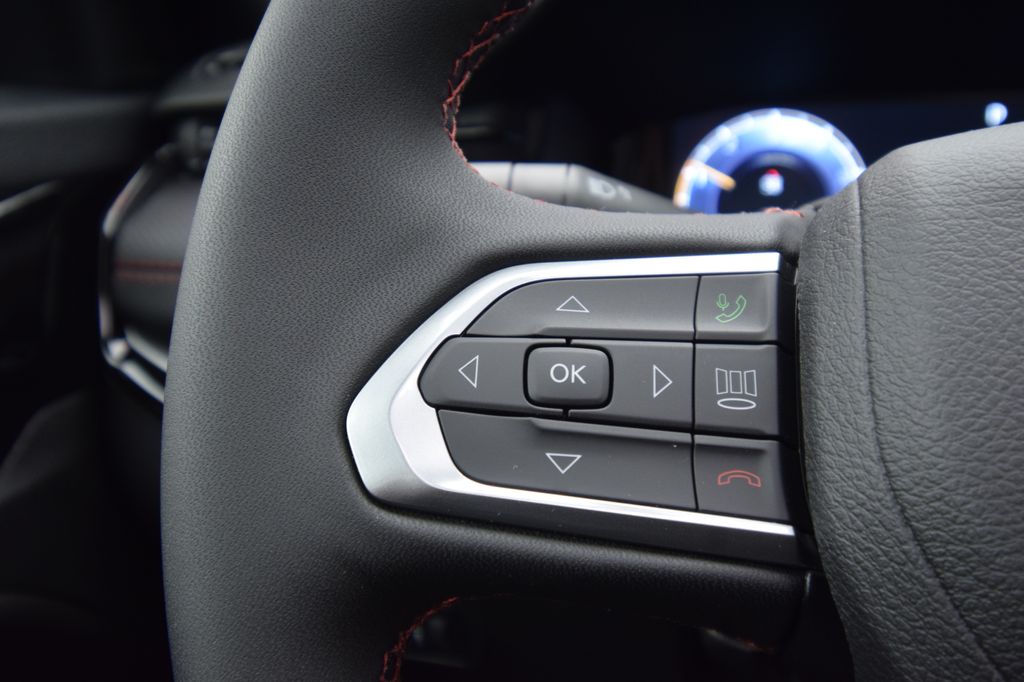 new 2026 Jeep Compass car, priced at $37,762