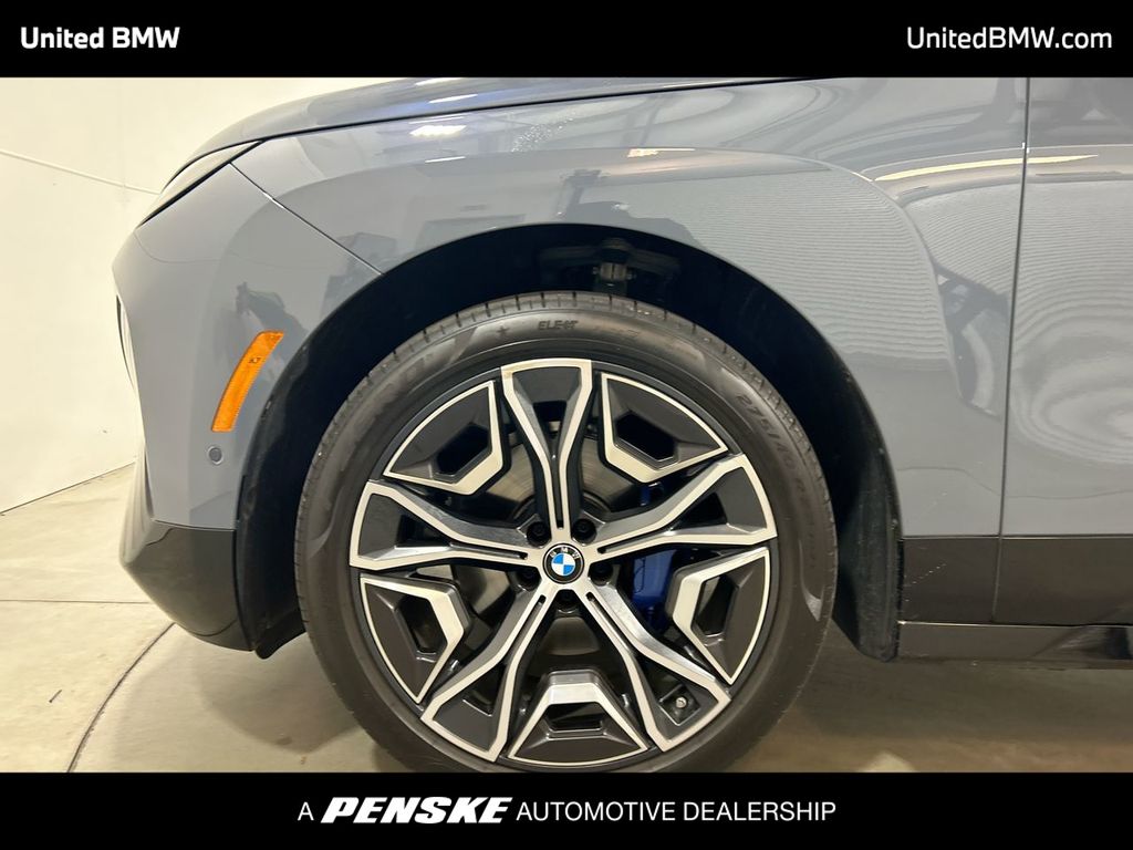 2024 BMW iX xDrive50 10