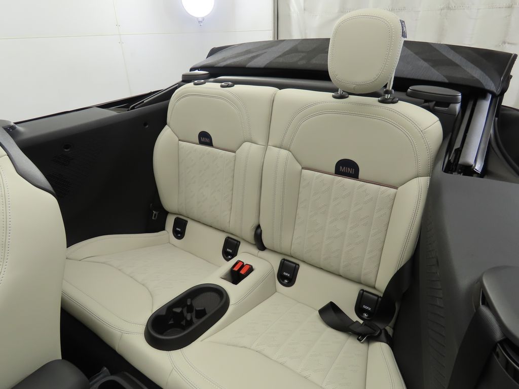 Thumbnail: 2026 MINI Cooper - 22