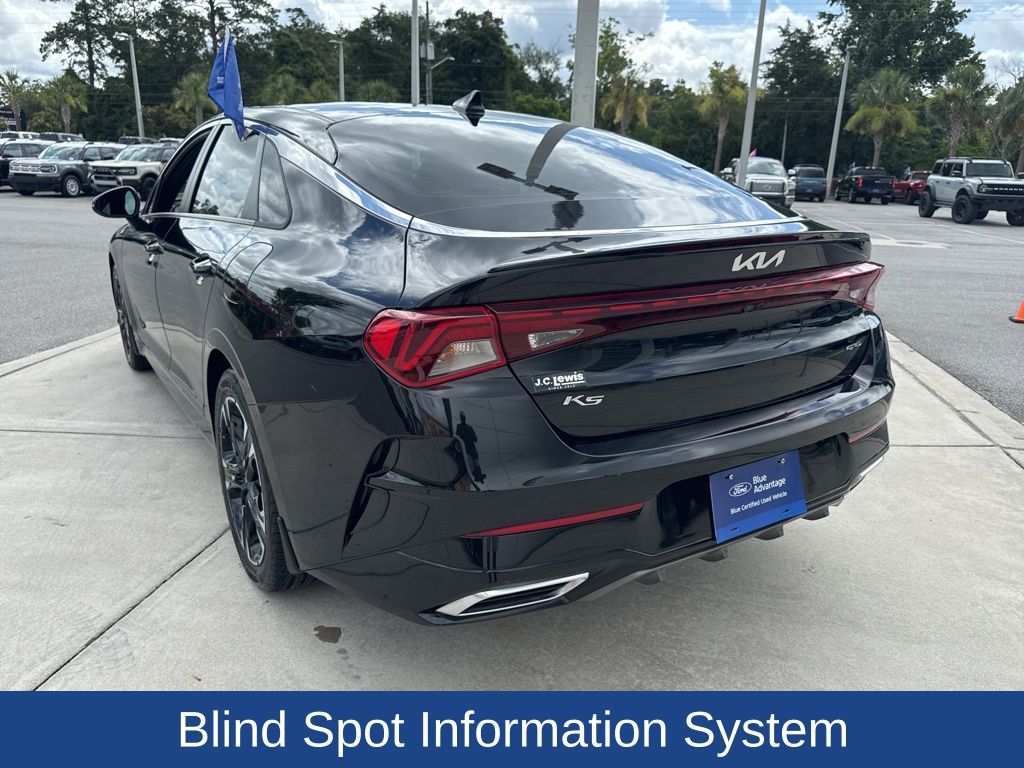2022 Kia K5 GT-Line