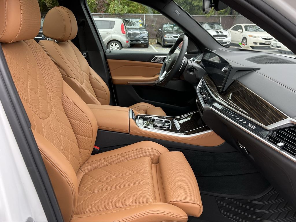 Thumbnail: 2024 BMW X5 - 26