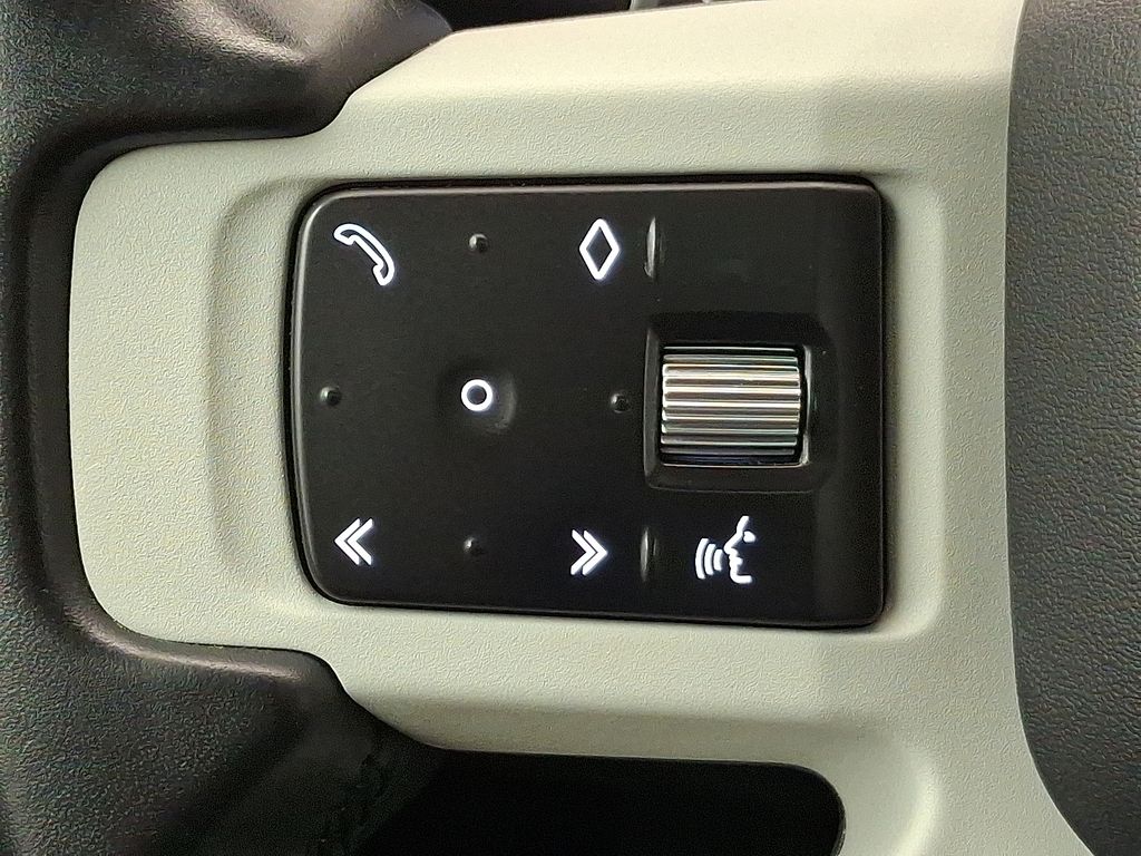 Thumbnail: 2021 Land Rover Defender - 23