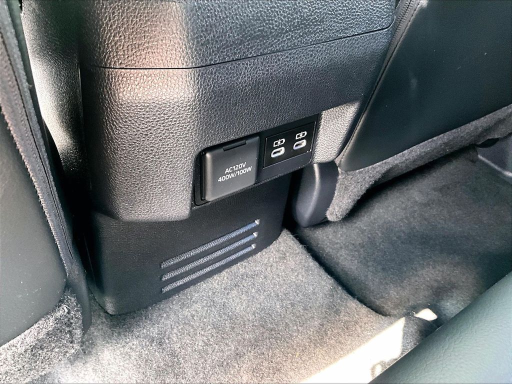 2024 Toyota Tacoma — photo 28