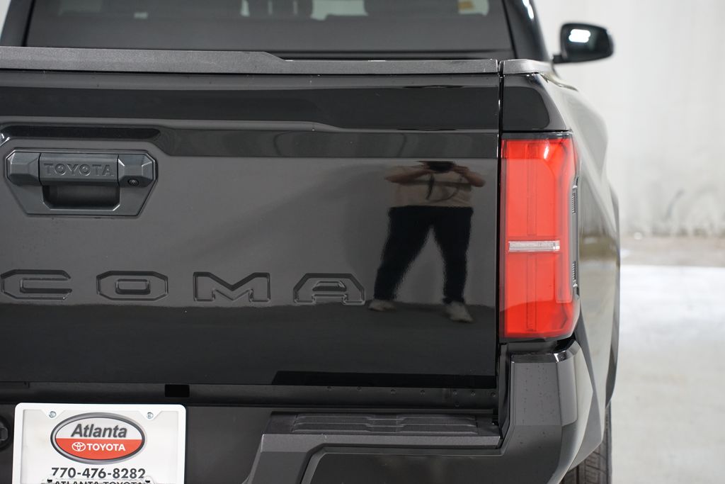 Thumbnail: 2025 Toyota Tacoma - 10