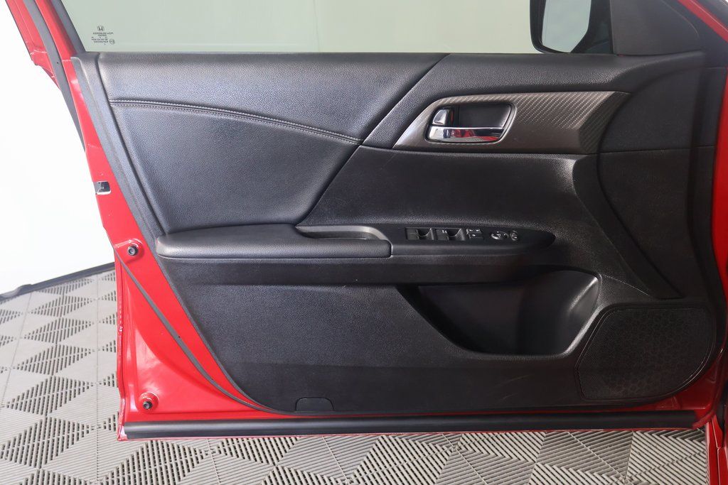 2016 Honda Accord Sport 12