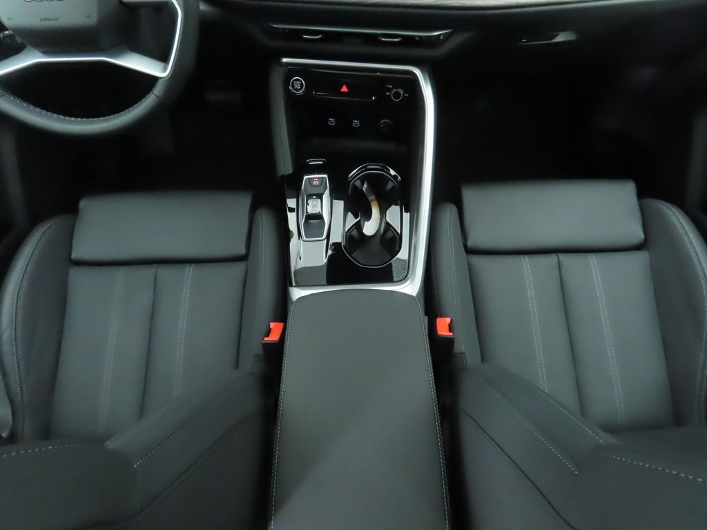 2025 Audi Q5  18