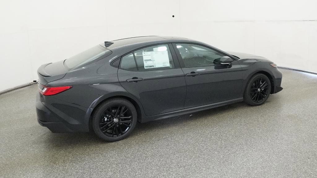 Thumbnail: 2026 Toyota Camry - 31