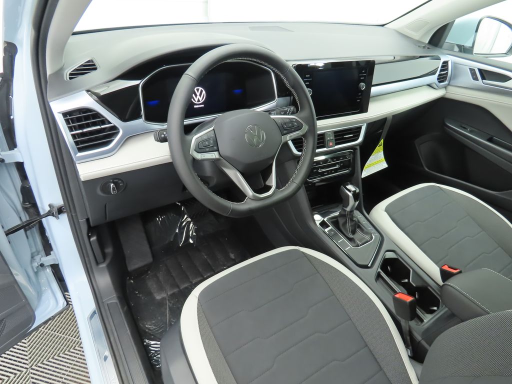 Thumbnail: 2026 Volkswagen Taos - 9