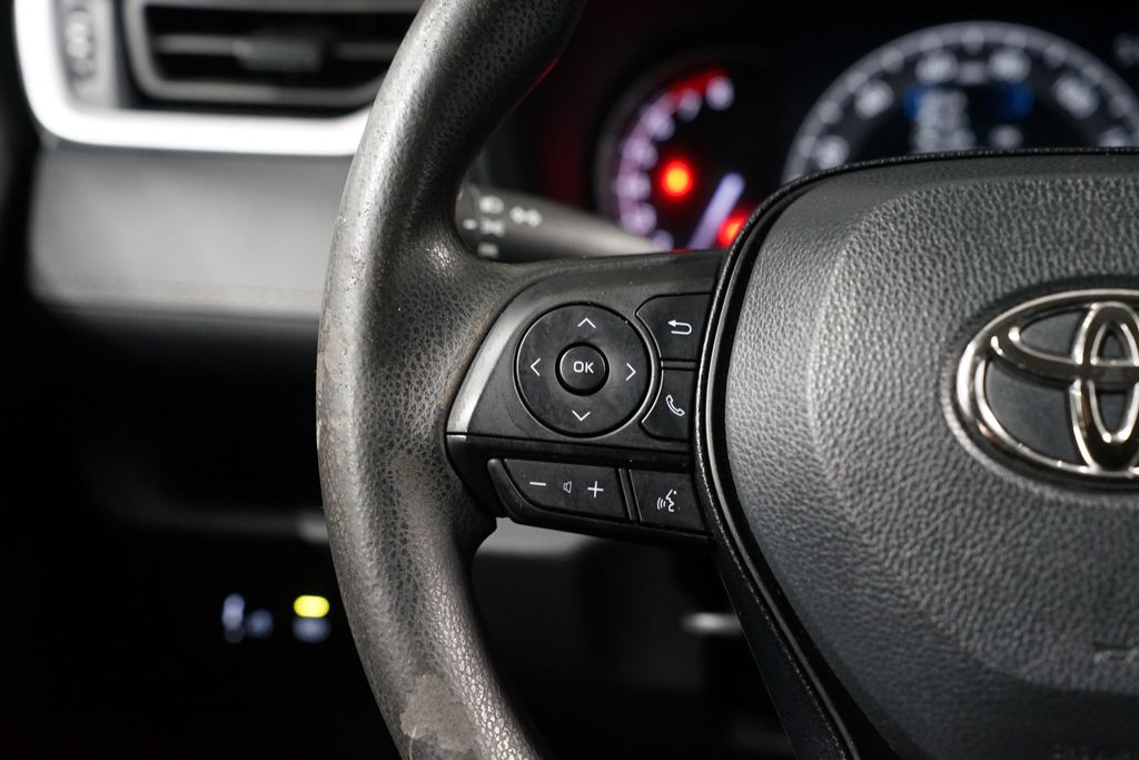 Thumbnail: 2023 Toyota RAV4 - 14