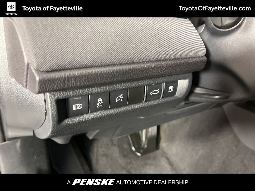 Thumbnail: 2025 Toyota Camry - 26