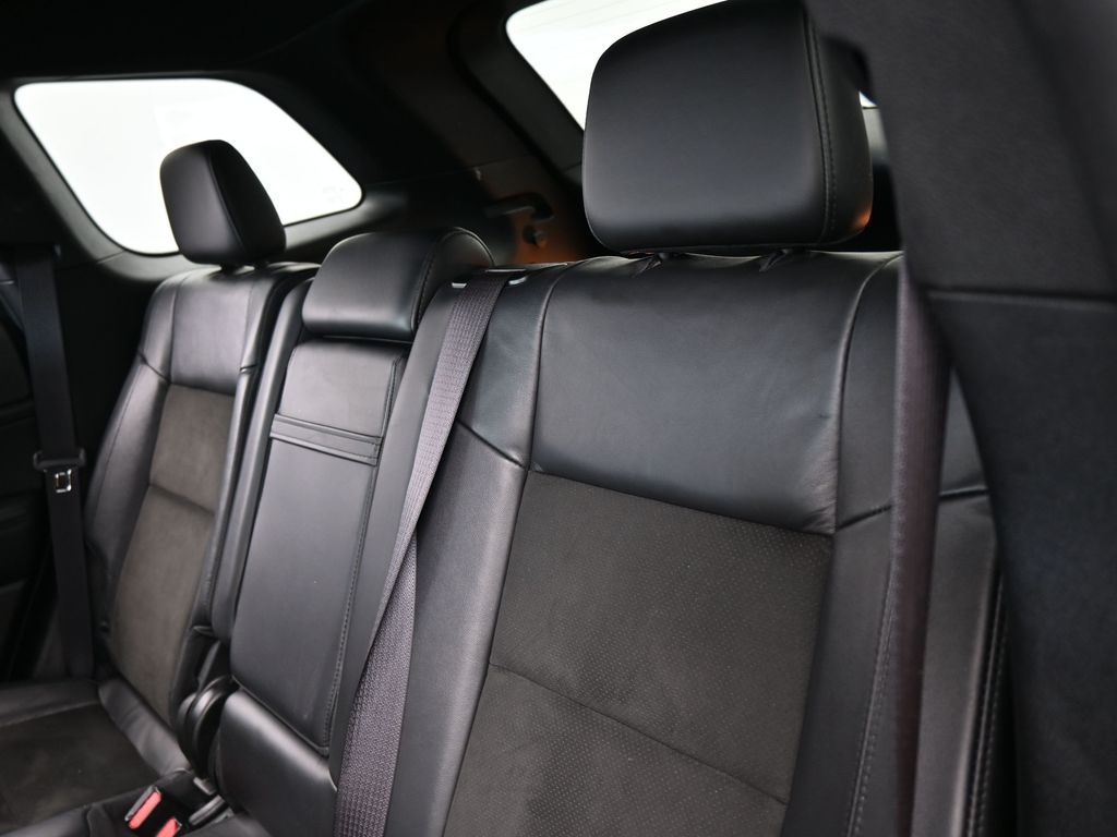 Used 2021 Diamond Black Crystal Pearlcoat Jeep Laredo X image 28