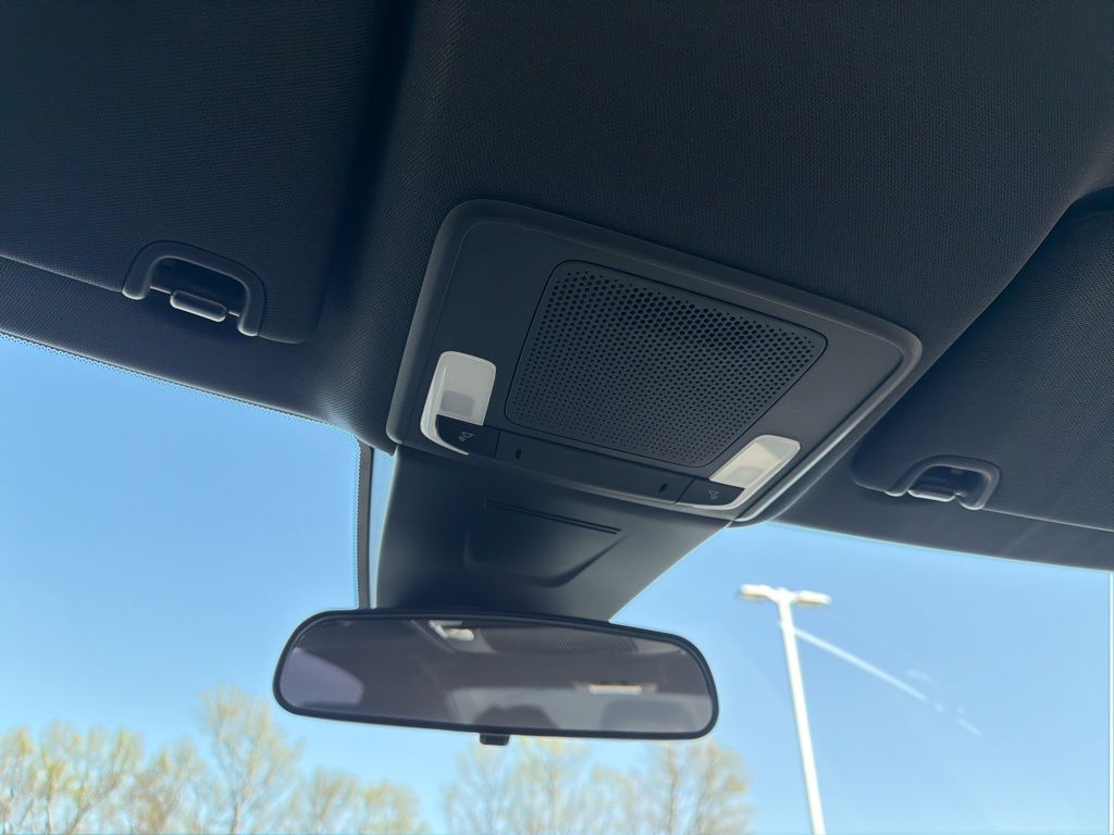 Thumbnail: 2023 Honda Civic - 13