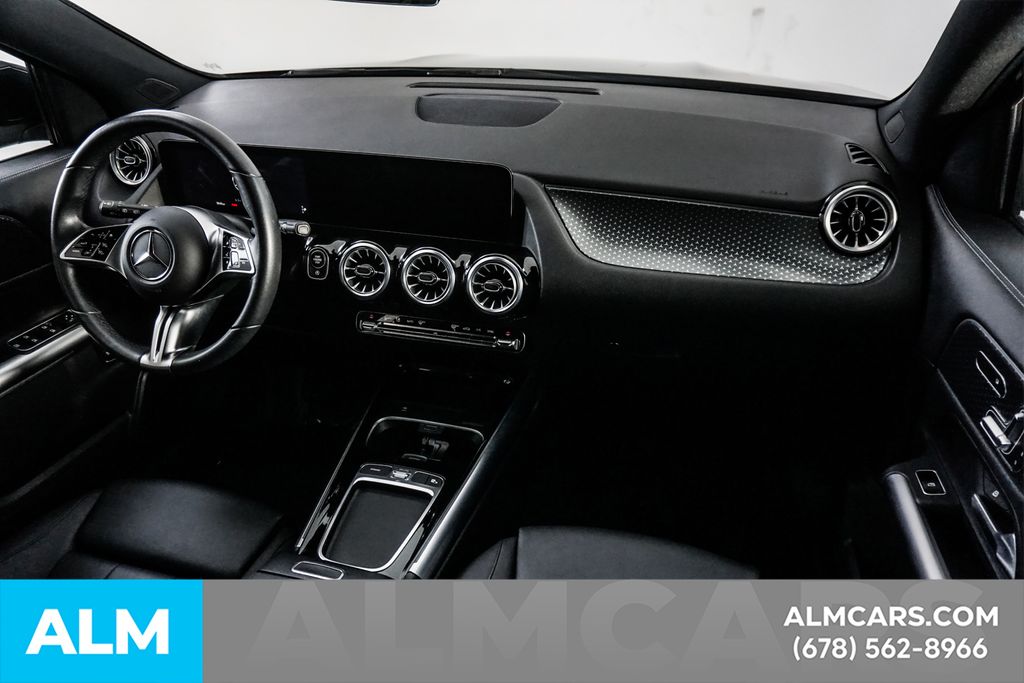 Used 2025 Black Mercedes-Benz GLA 250 image 23