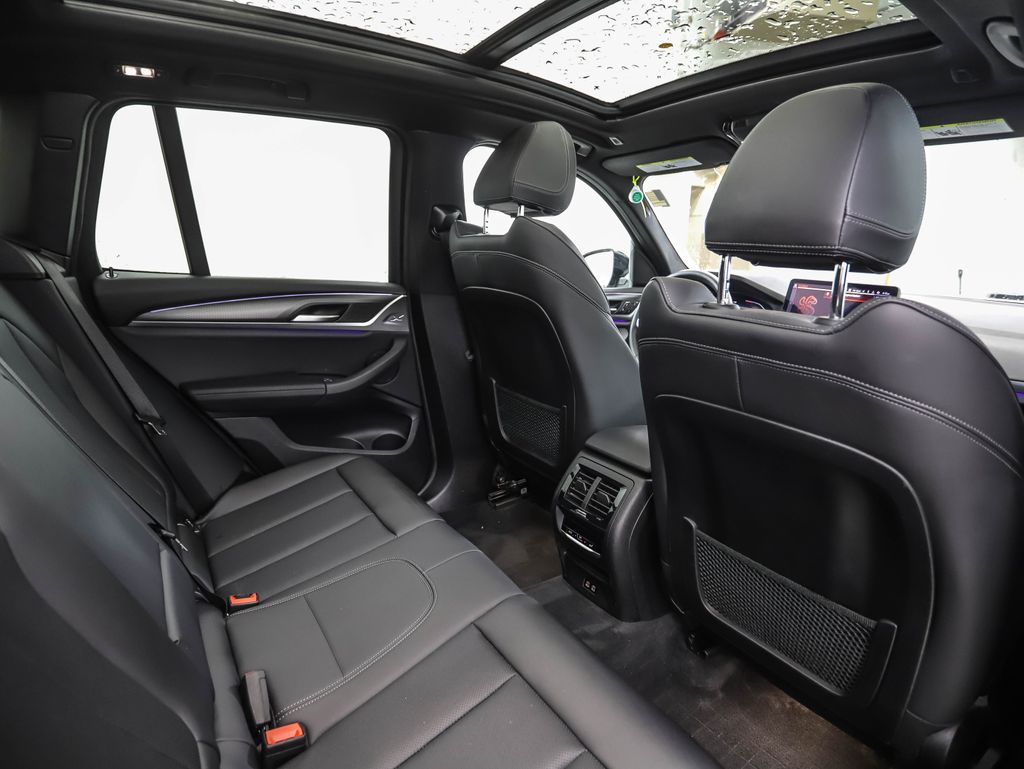 Thumbnail: 2022 BMW X3 - 26