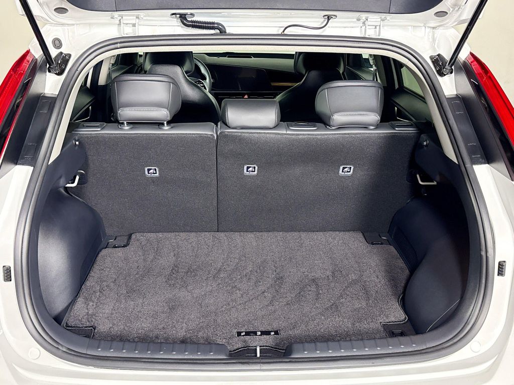 2025 Kia Niro Plug-In Hybrid EX