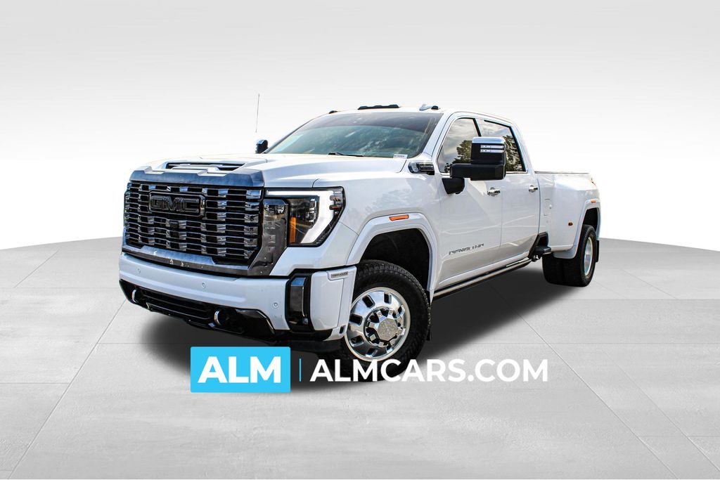 White Frost 2024 GMC Sierra 3500HD Denali Ultimate Crew Cab 4WD Pickup Truck Four-Wheel Drive Automatic