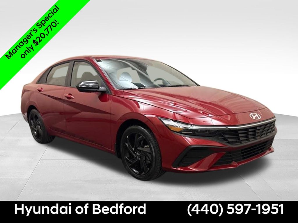 2026 Hyundai Elantra SEL Sport - Image 3